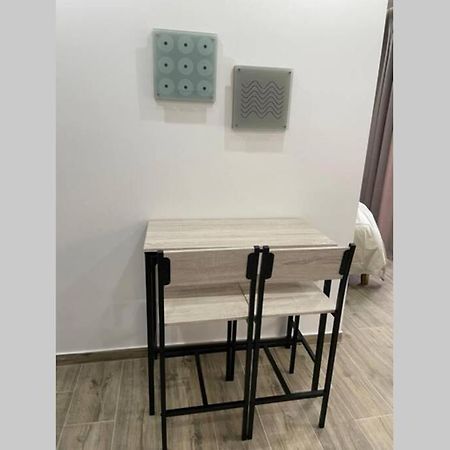 Comfort And Seaview Apartment Nea Paralia テッサロニキ エクステリア 写真