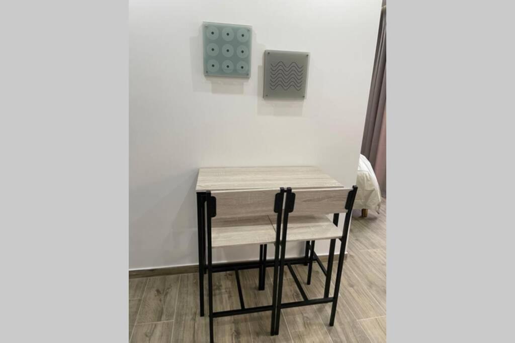 Comfort And Seaview Apartment Nea Paralia テッサロニキ エクステリア 写真