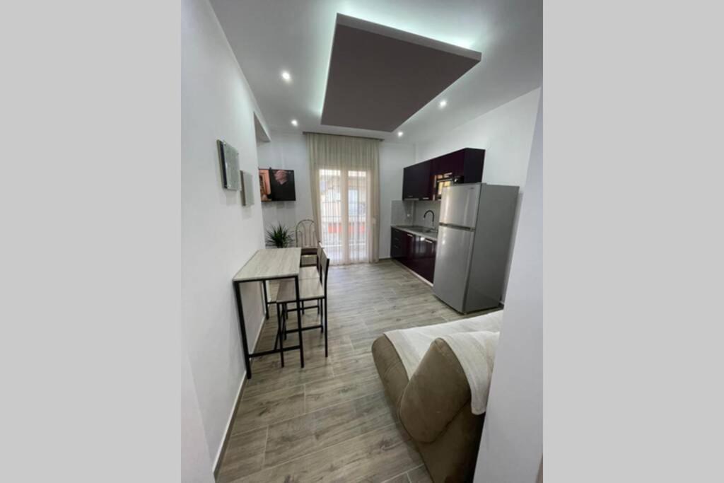 Comfort And Seaview Apartment Nea Paralia テッサロニキ エクステリア 写真